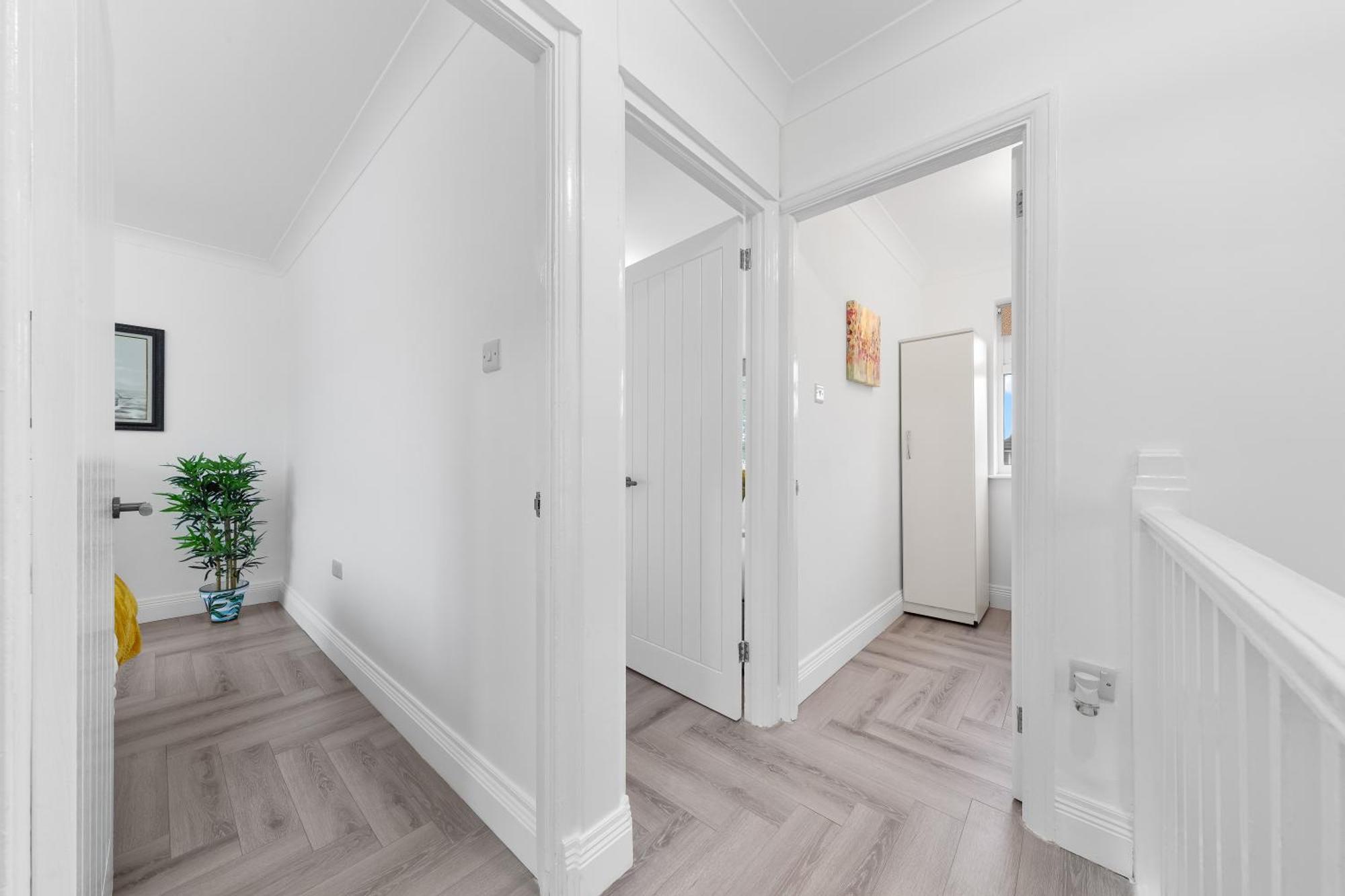 3 Bedroom House Close To Dartford Station Екстер'єр фото