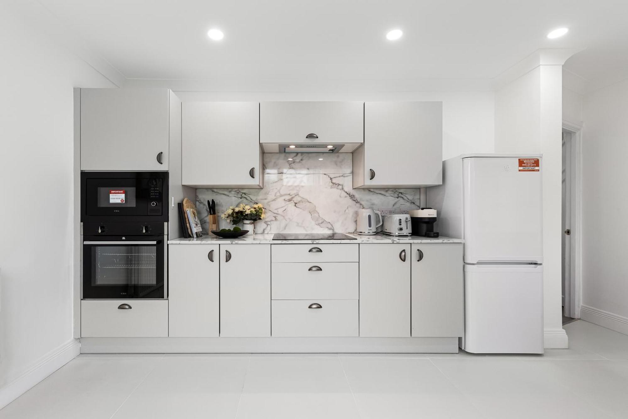 3 Bedroom House Close To Dartford Station Екстер'єр фото