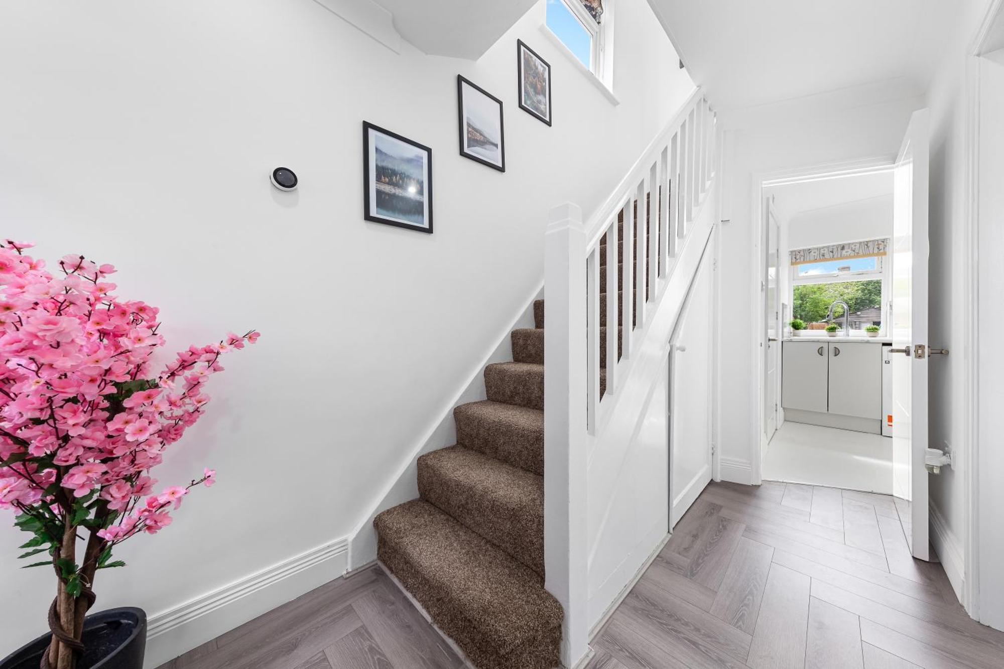 3 Bedroom House Close To Dartford Station Екстер'єр фото